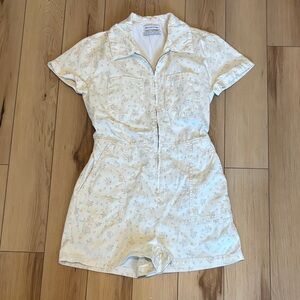 Urban Outfitters Floral Romper - Cream